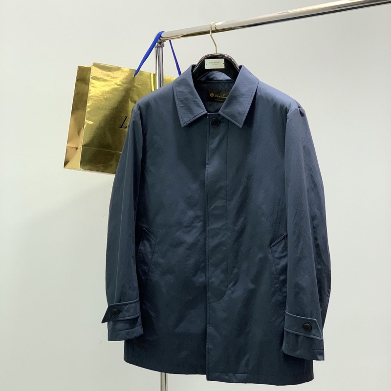 L0r0 P1ana outwear
